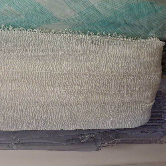 SCARF BUNDLE - Picture 16 of 16